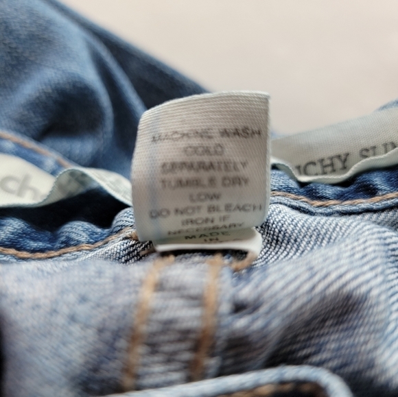 Charlotte Russe Slouchy Slim Distressed Jeans Size 0 - Picture 9 of 9